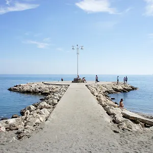 https://hotel-domus.es-andalucia.com